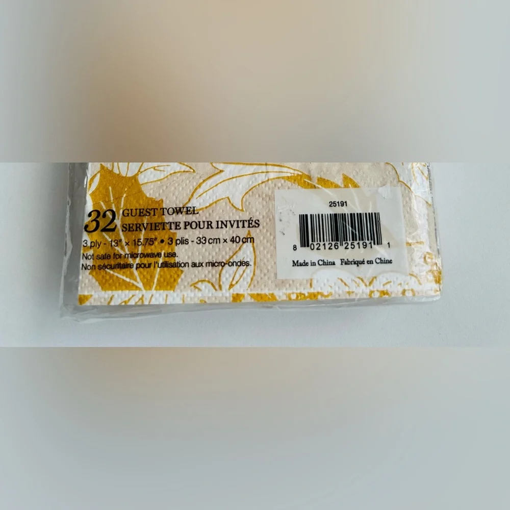 New Punch Studio Guest Towels Napkins Gold Foil White Flowers Leaves 8